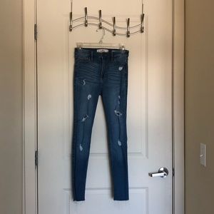 High-waisted skinny jeans